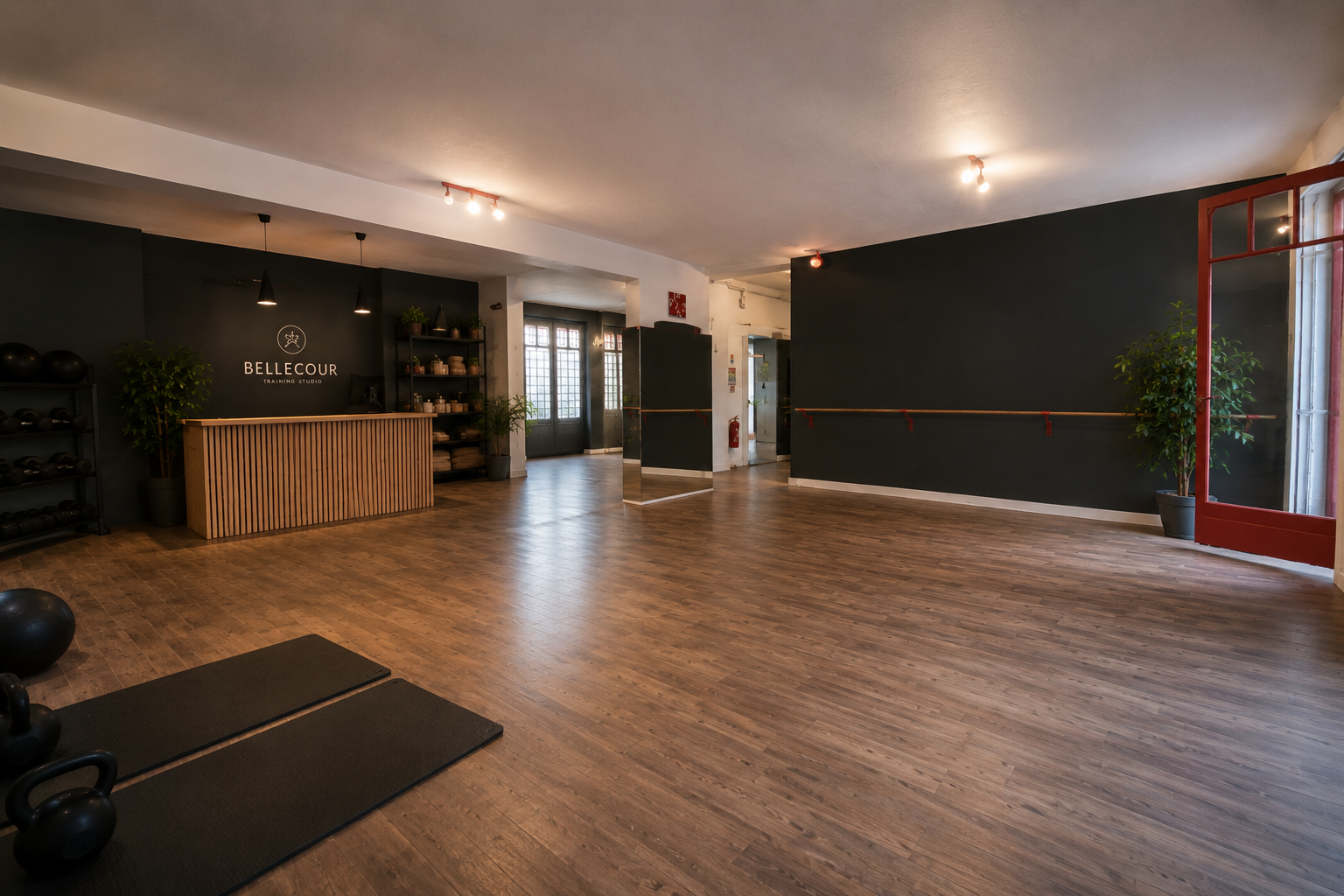 Grand plateau d'entraînement du studio à Lyon